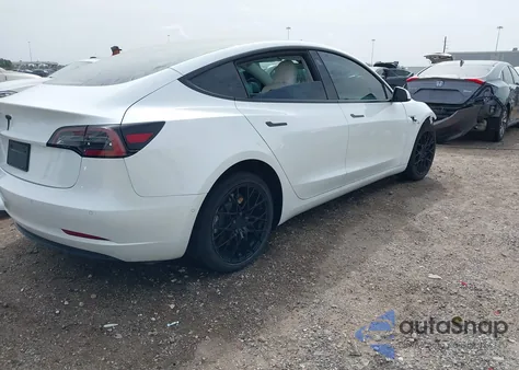 2022 Tesla Model 3 from USA, damaged, VIN 5YJ3E1EA9NF337989